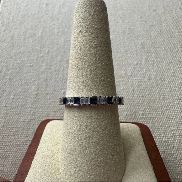 925 Sterling Silver Ring Sapphires and lab diamonds? - Picture 3 of 7